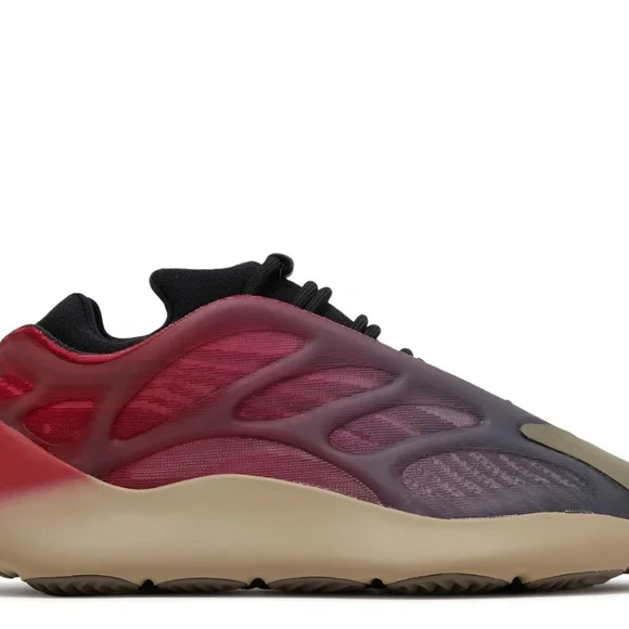 YEEZY 700 V3 MADE BY ADIDAS SIZE 11 FADE CARBON